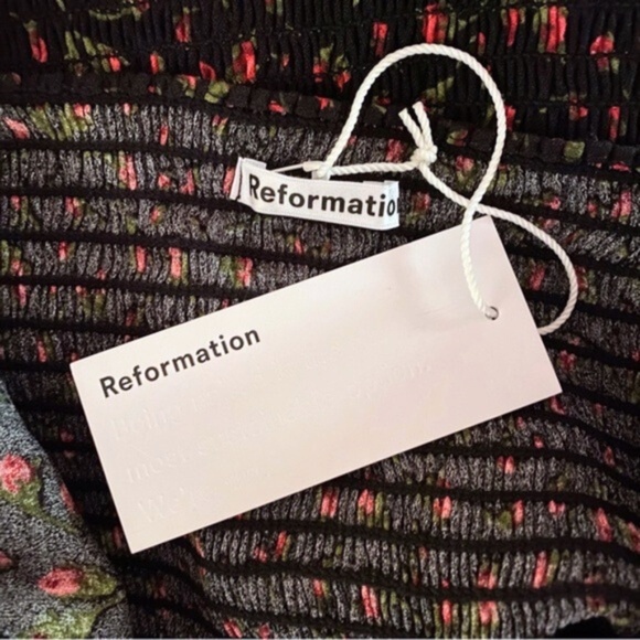 NEW Reformation Reign Top Mina 12 - Picture 9 of 17